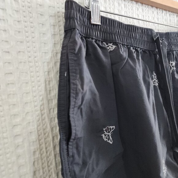 Urban Outfitters Embroidered 5” Nylon Short Gray Butterfly Y2K Inspired Large - Picture 8 of 13